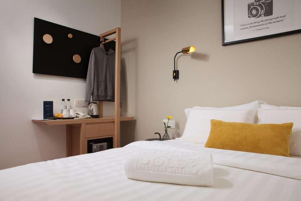 Riverfront Boutique Hotel Malacca Exteriör bild